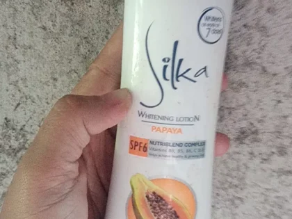 Silka Papaya Skin Whitening Lotion Orange for Unisex - 200 ML photo review