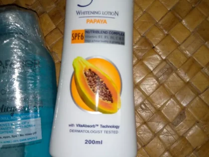 Silka Papaya Skin Whitening Lotion Orange for Unisex - 200 ML photo review