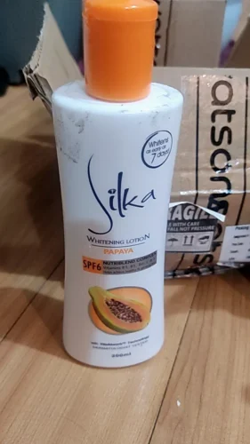 Silka Papaya Skin Whitening Lotion Orange for Unisex - 200 ML photo review